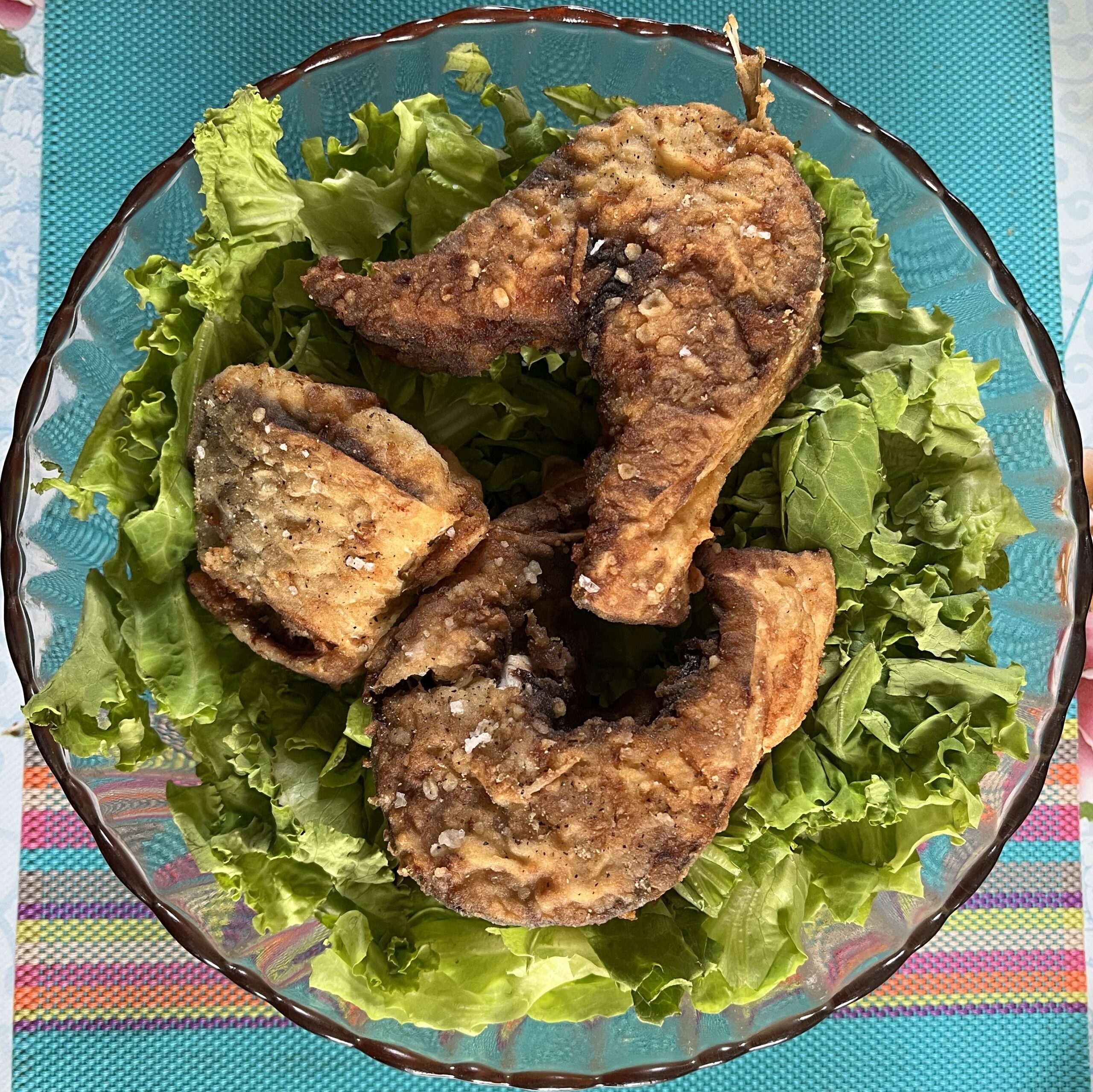 Présentation de la recette à base de poisson : friture de mulet queue bleue - Néoli