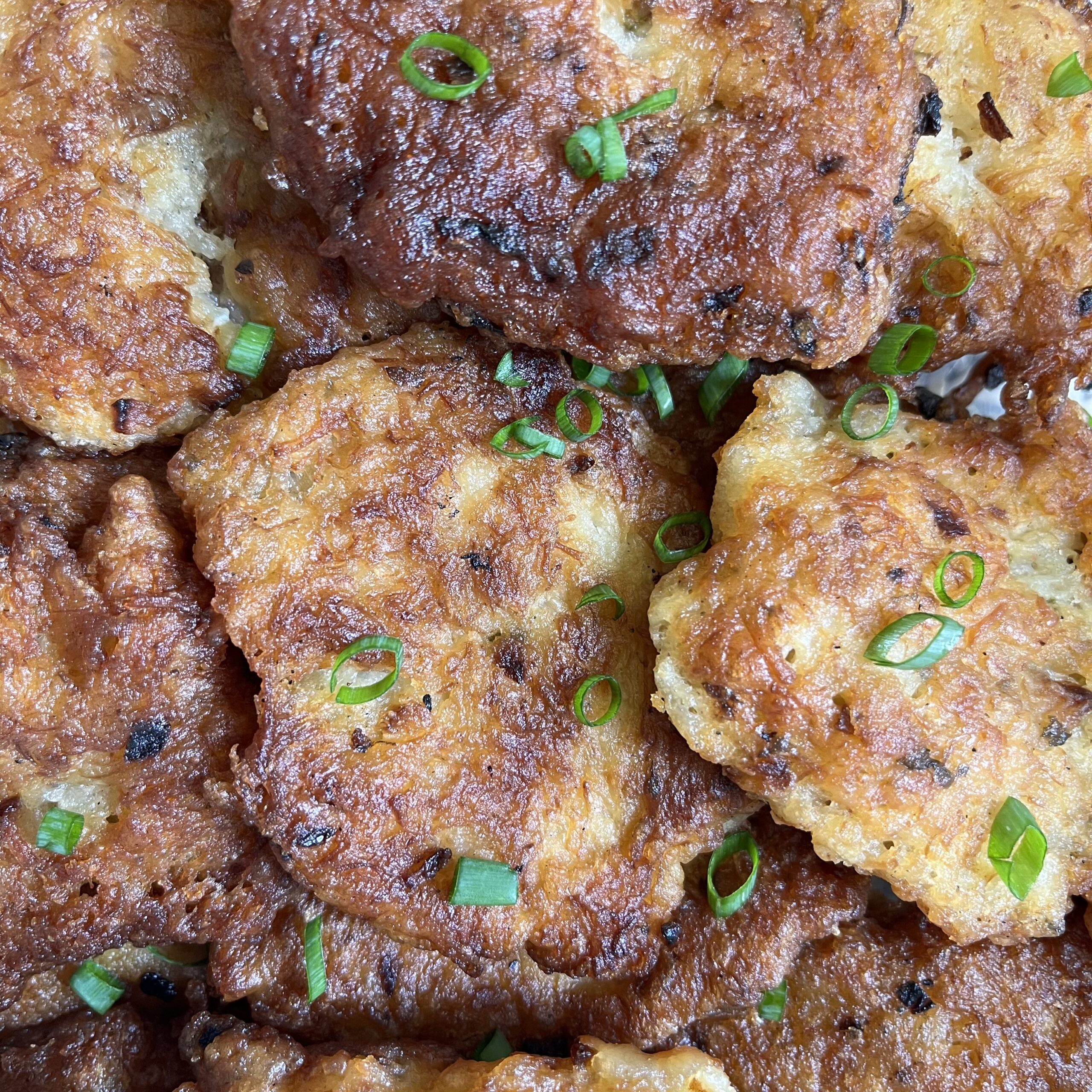 Photo de beignets de crabe sauce piquante - Néoli